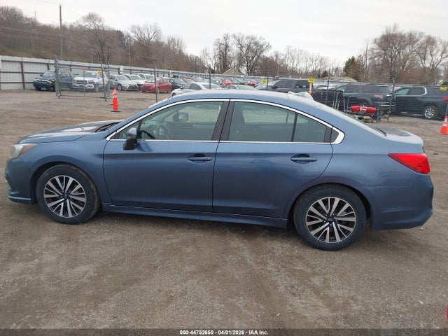 4S3BNAF65J3028999 Subaru Legacy 2.5i Premium