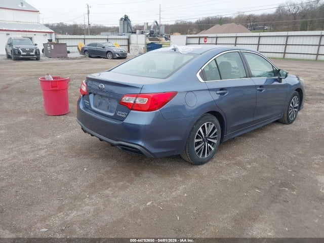 4S3BNAF65J3028999 Subaru Legacy 2.5i Premium