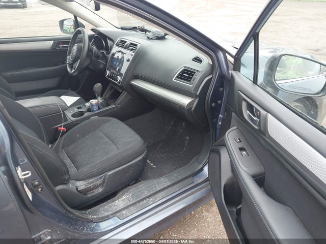 4S3BNAF65J3028999 Subaru Legacy 2.5i Premium