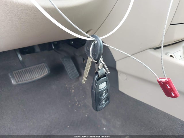 44752652 :رقم المزاد ، KMHDU46D88U339273 vin ، 2008 Hyundai Elantra Gls/se مزاد بيع