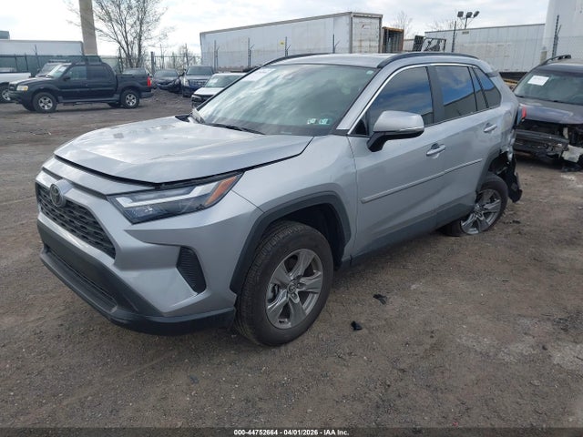 2T3P1RFV0SW613592 Toyota Rav4 Xle
