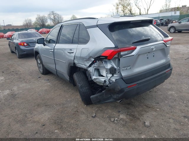 2T3P1RFV0SW613592 Toyota Rav4 Xle