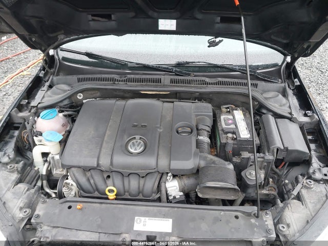 2011 Volkswagen Jetta 2.5l Se მანქანა იყიდება აუქციონზე, vin: 3VWDX7AJ9BM329533, აუქციონის ნომერი: 44752667