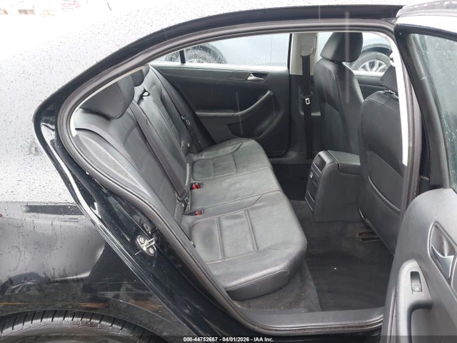 2011 Volkswagen Jetta 2.5l Se მანქანა იყიდება აუქციონზე, vin: 3VWDX7AJ9BM329533, აუქციონის ნომერი: 44752667