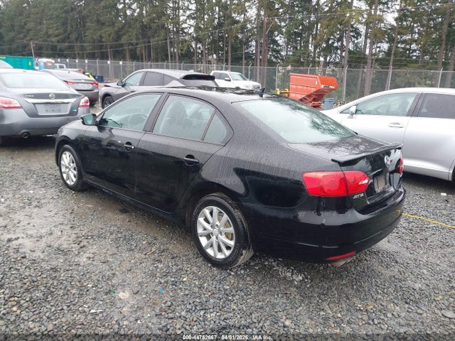 2011 Volkswagen Jetta 2.5l Se მანქანა იყიდება აუქციონზე, vin: 3VWDX7AJ9BM329533, აუქციონის ნომერი: 44752667
