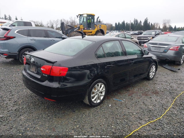 2011 Volkswagen Jetta 2.5l Se მანქანა იყიდება აუქციონზე, vin: 3VWDX7AJ9BM329533, აუქციონის ნომერი: 44752667