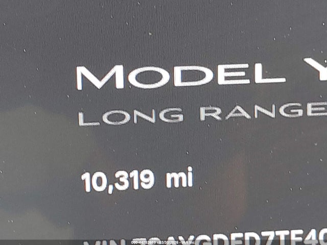 7SAYGDED7TF405945 Tesla Model Y