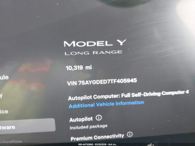 7SAYGDED7TF405945 Tesla Model Y