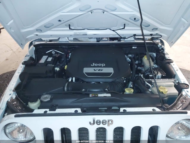 44752672 :رقم المزاد ، 1C4BJWDG9FL576435 vin ، 2015 Jeep Wrangler Unlimited Sport مزاد بيع