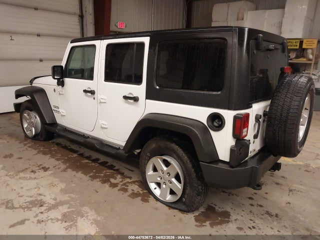 44752672 :رقم المزاد ، 1C4BJWDG9FL576435 vin ، 2015 Jeep Wrangler Unlimited Sport مزاد بيع