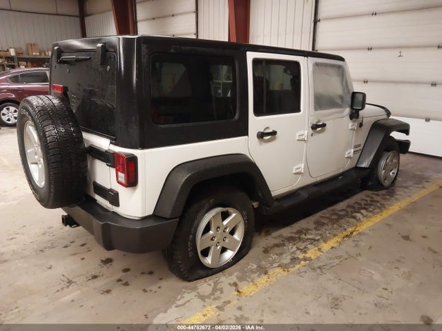 44752672 :رقم المزاد ، 1C4BJWDG9FL576435 vin ، 2015 Jeep Wrangler Unlimited Sport مزاد بيع