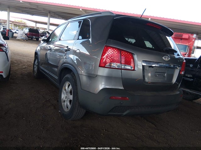 44752680 :رقم المزاد ، 5XYKT3A10BG104770 vin ، 2011 Kia Sorento Lx مزاد بيع