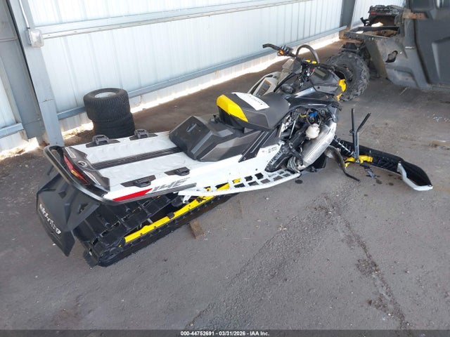 Ski-Doo Backcountry 850 2023 2BPSUGPD6PV000042 Image 4