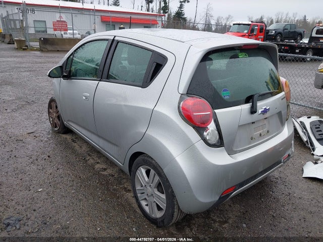 Chevrolet Spark 1lt Auto 2014 KL8CD6S93EC553563 Image 3