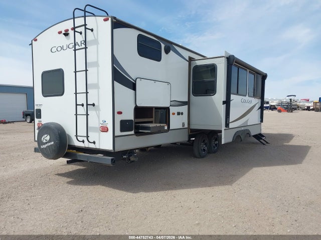 4YDT34T29LV502924 Keystone Cougar 34&#039; Bumper Pull Travel Trailer