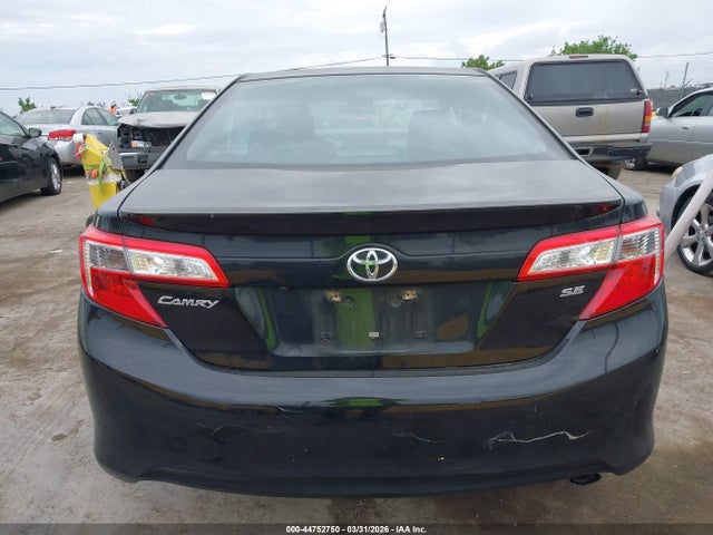 4T1BF1FK8EU426049 Toyota CAMRY SE