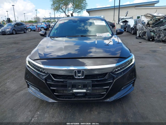 1HGCV1F93JA038927 Honda Accord Touring