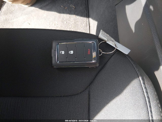44752818 :رقم المزاد ، 1C4RJKAG1S8654425 vin ، 2025 Jeep Grand Cherokee L Laredo X 4x4 مزاد بيع