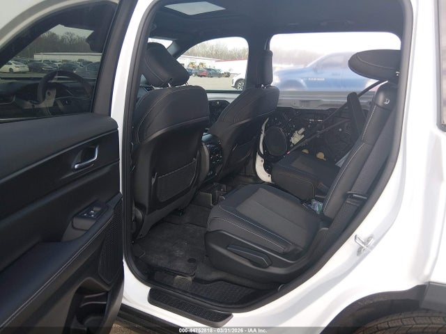 44752818 :رقم المزاد ، 1C4RJKAG1S8654425 vin ، 2025 Jeep Grand Cherokee L Laredo X 4x4 مزاد بيع