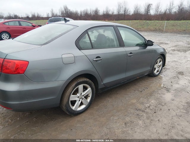 2011 Volkswagen Jetta 2.0l Tdi მანქანა იყიდება აუქციონზე, vin: 3VWLL7AJ8BM080312, აუქციონის ნომერი: 44752846