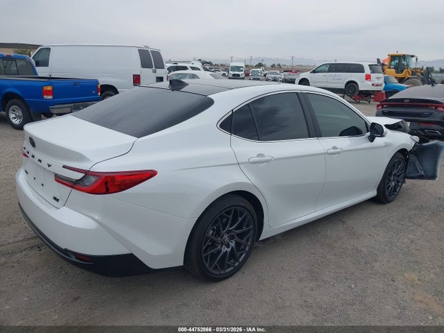 Toyota CAMRY XLE 2025 4T1DAACK1SU066646 Image 4