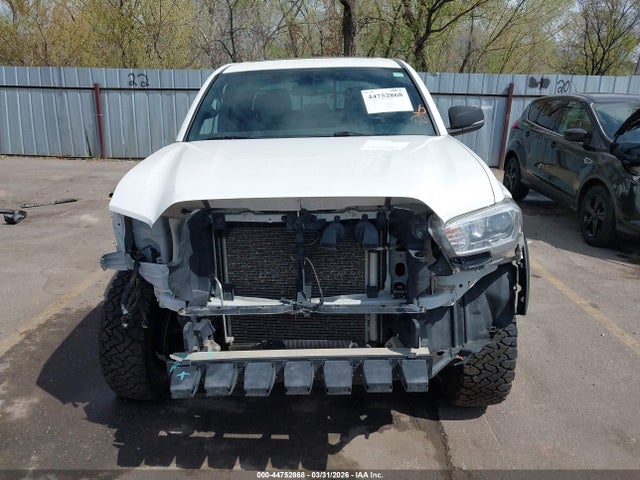 5TFCZ5AN0GX016212 Toyota Tacoma Trd Off Road