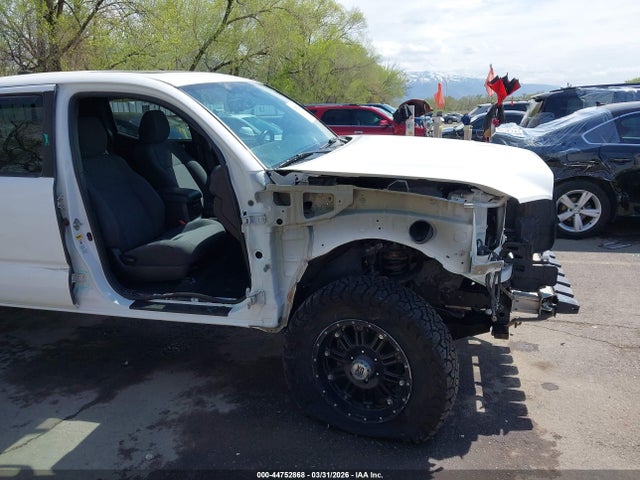 5TFCZ5AN0GX016212 Toyota Tacoma Trd Off Road
