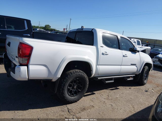 2021 Toyota Tacoma Sr5 V6 მანქანა იყიდება აუქციონზე, vin: 5TFCZ5AN7MX246163, აუქციონის ნომერი: 44752876