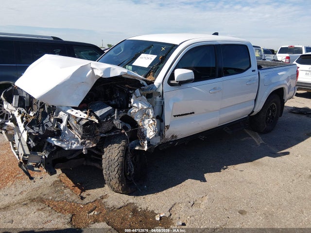 2021 Toyota Tacoma Sr5 V6 მანქანა იყიდება აუქციონზე, vin: 5TFCZ5AN7MX246163, აუქციონის ნომერი: 44752876