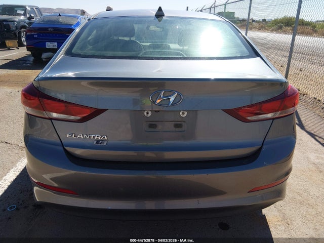 Продаж на аукціоні авто 2018 Hyundai Elantra Se, vin: 5NPD74LF9JH371120, номер лоту: 44752878