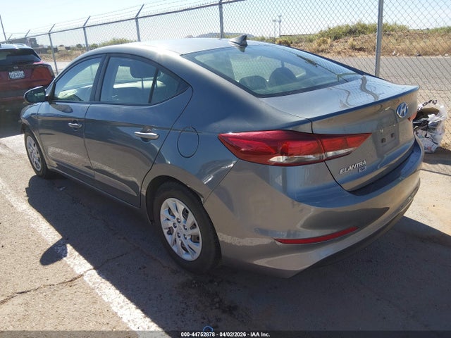Продаж на аукціоні авто 2018 Hyundai Elantra Se, vin: 5NPD74LF9JH371120, номер лоту: 44752878