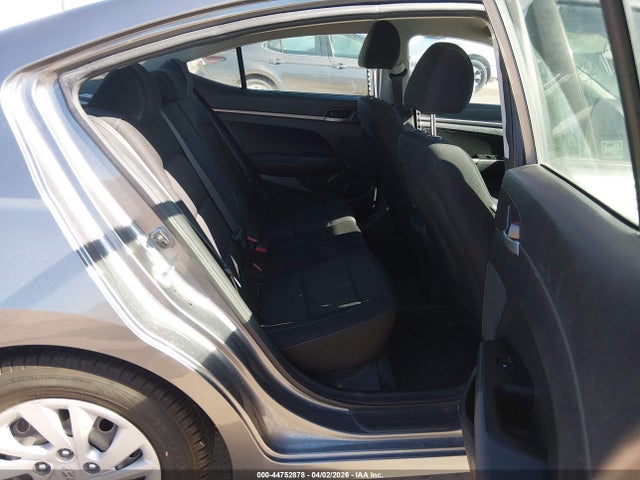Продаж на аукціоні авто 2018 Hyundai Elantra Se, vin: 5NPD74LF9JH371120, номер лоту: 44752878