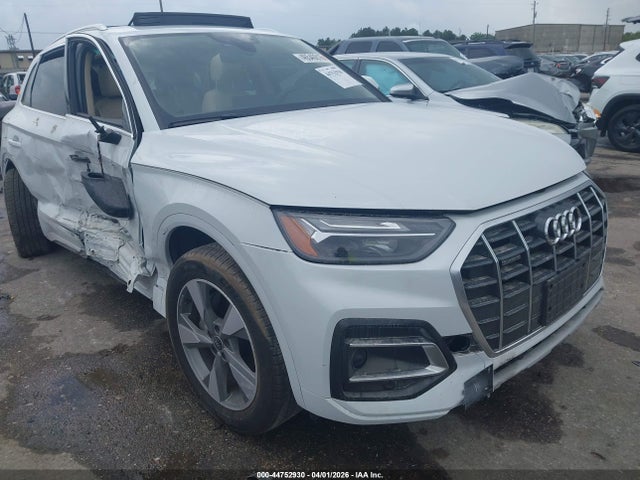 Aukcja sprzedaży 2024 Audi Q5 Premium 40 Tfsi Quattro S Tronic, vin: WA1ABAFY0R2127070, numer aukcji: 44752930
