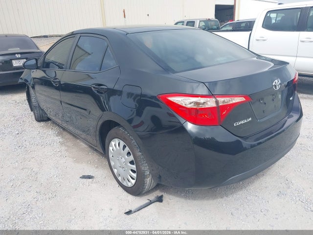 Toyota COROLLA LE 2017 5YFBURHE5HP576010 Image 3