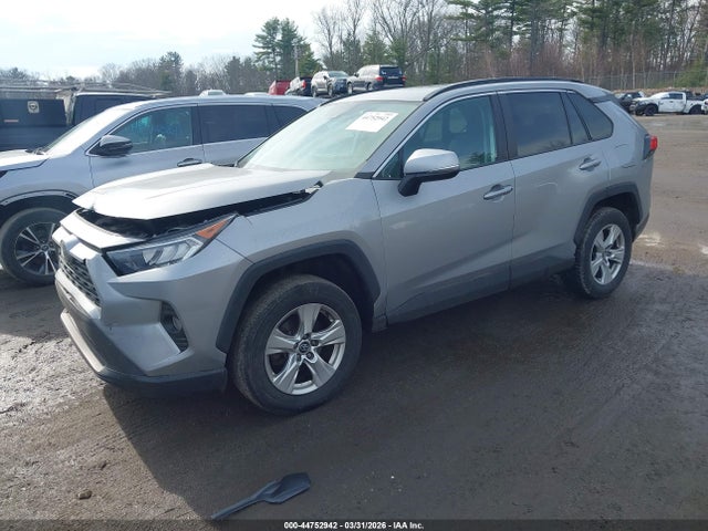 Toyota Rav4 Xle 2020 2T3P1RFV4LW098243 Image 2
