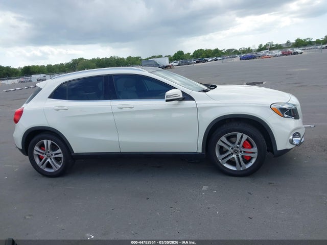 44752951 :رقم المزاد ، WDCTG4GB0JJ413243 vin ، 2018 Mercedes-benz Gla 250 4matic مزاد بيع