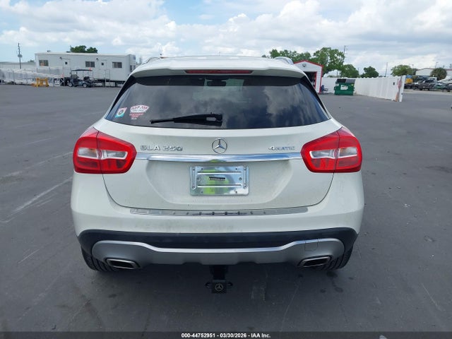 44752951 :رقم المزاد ، WDCTG4GB0JJ413243 vin ، 2018 Mercedes-benz Gla 250 4matic مزاد بيع