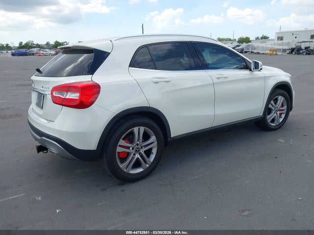 44752951 :رقم المزاد ، WDCTG4GB0JJ413243 vin ، 2018 Mercedes-benz Gla 250 4matic مزاد بيع