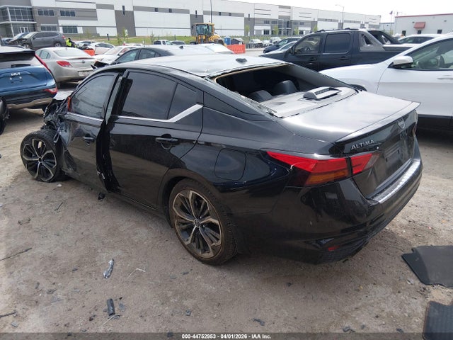 44752953 :رقم المزاد ، 1N4BL4CV8PN322970 vin ، 2023 Nissan Altima Sr Fwd مزاد بيع