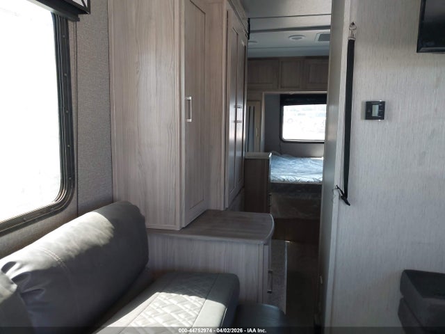 2020 Coachmen Freedom Express მანქანა იყიდება აუქციონზე, vin: 5ZT2FEPB9LW011722, აუქციონის ნომერი: 44752974