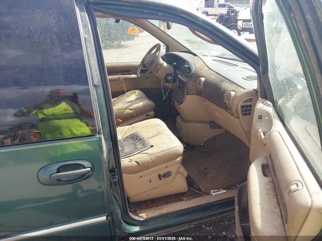 Продаж на аукціоні авто 1998 Chrysler Town & Country Lxi, vin: 1C4GP64L9WB649763, номер лоту: 44753012