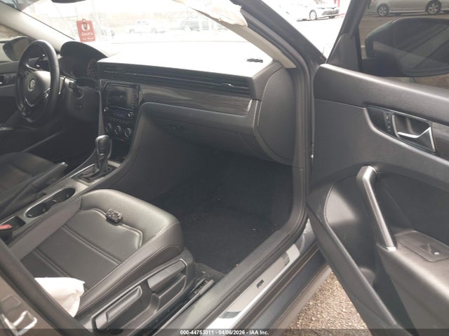 Aukcja sprzedaży 2020 Volkswagen Passat 2.0t R-line, vin: 1VWMA7A33LC004382, numer aukcji: 44753011