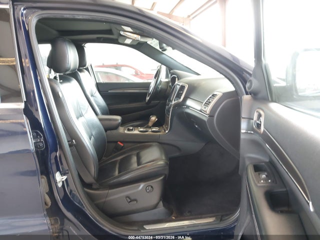 1C4RJFBGXGC413215 Jeep Grand Cherokee Limited