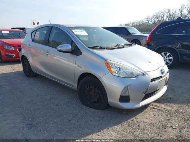 2014 TOYOTA PRIUS C JTDKDTB39E1068126