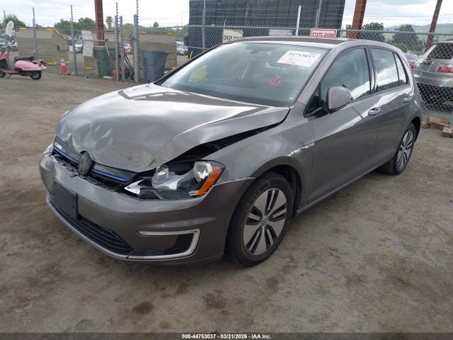 WVWKP7AUXGW913175 Volkswagen E-golf Se