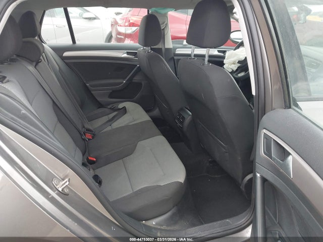 WVWKP7AUXGW913175 Volkswagen E-golf Se