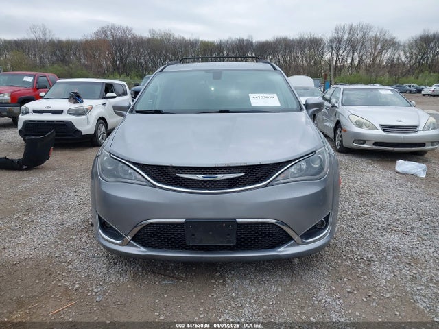 44753039 :رقم المزاد ، 2C4RC1BG9HR507754 vin ، 2017 Chrysler Pacifica Touring-l مزاد بيع