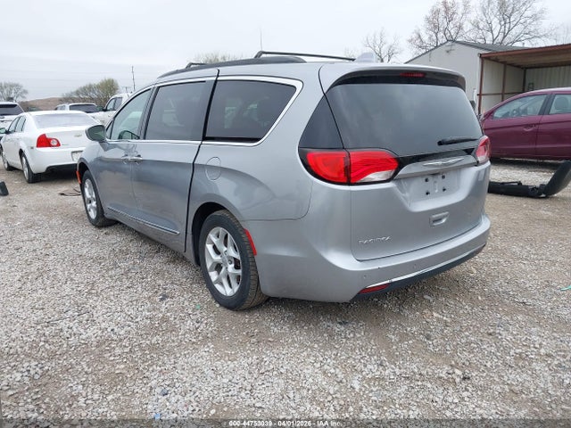 44753039 :رقم المزاد ، 2C4RC1BG9HR507754 vin ، 2017 Chrysler Pacifica Touring-l مزاد بيع