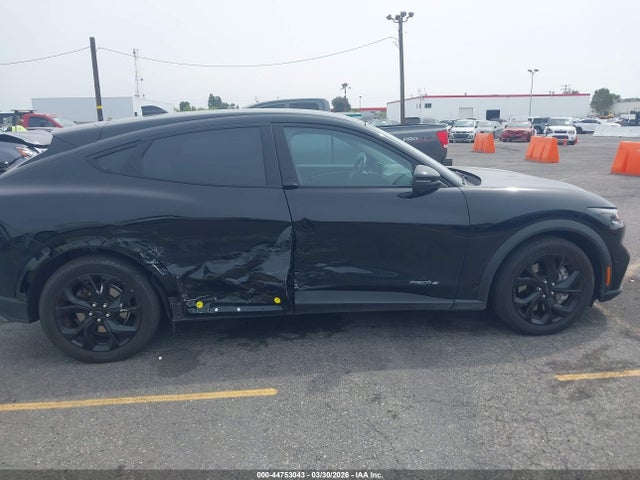 Ford Mustang Mach-e Select 2024 3FMTK1R41RMA23733 Image 13