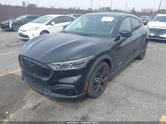 Ford Mustang Mach-e Select 2024 3FMTK1R41RMA23733 Image 2